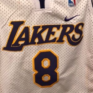 Kobe #8 Lakers nba jersey !!!!